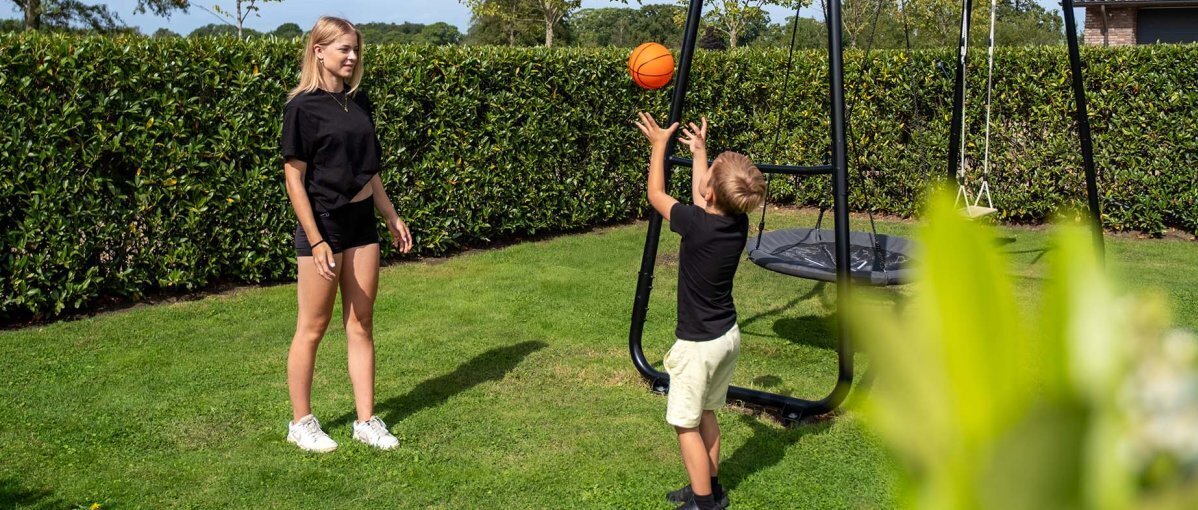 Welk speeltoestel past bij jouw tuin? | EXIT Toys