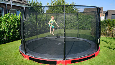 How do you dig in a trampoline?