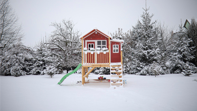 Decorating my EXIT wooden playhouse in winter season