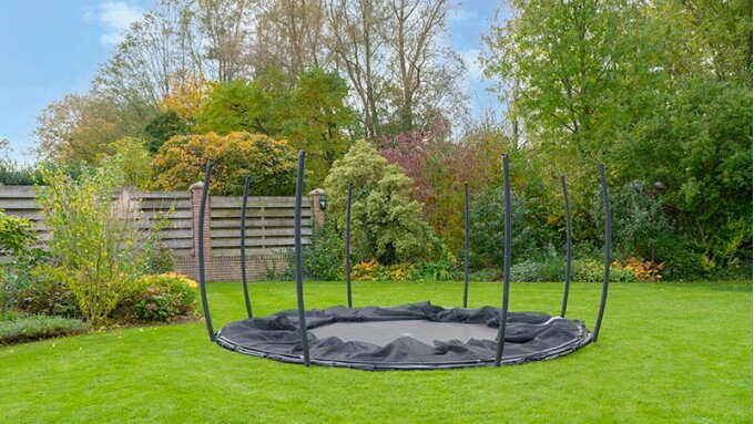 Protecting your EXIT trampoline against fierce winds