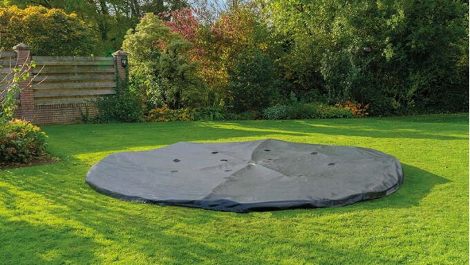Protecting your EXIT trampoline against fierce winds