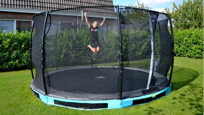 An inground or groundlevel trampoline?