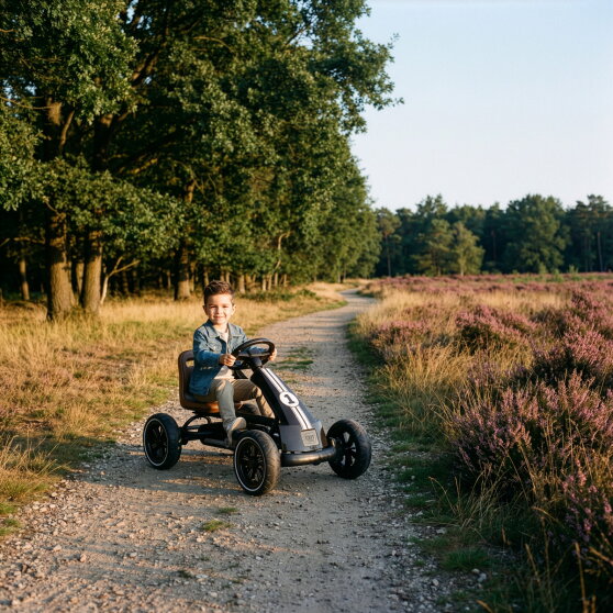 EXIT Foxy go-kart for kids black | pedal go-kart from 2 years