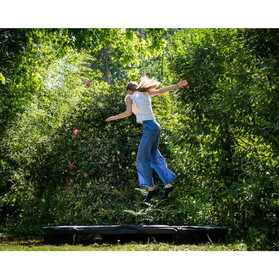 EXIT Silhouette ground sports trampoline ø244cm - black