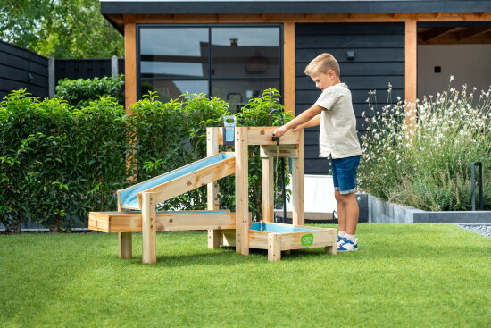 The bigger model for spacious gardens. Focuses on group play, exciting races and active teamwork for hours of fun.