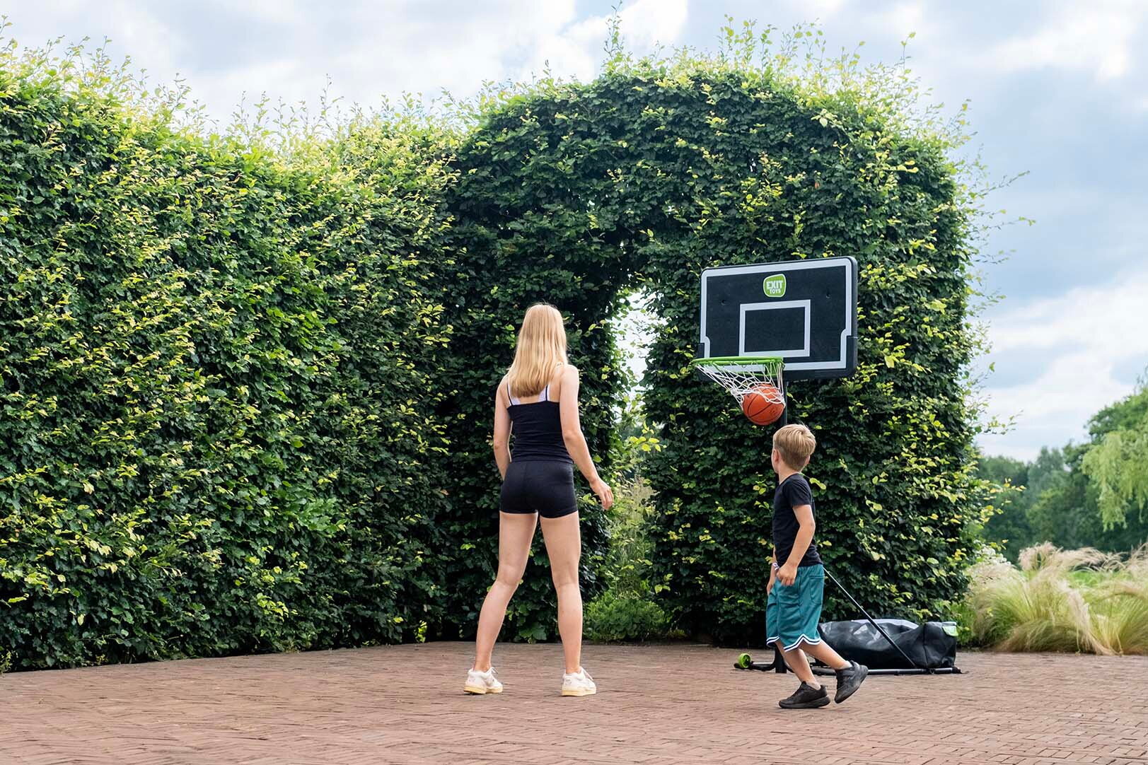 Duurzame sportproducten voor buitengebruik | EXIT Toys - NovaStar